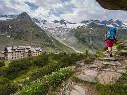 Bergwandern in den Zillertaler Alpen Ein Abenteuer in den österreichischen Alpen