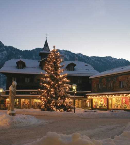 Weihnachten in den Alpen Ein Leitfaden zu Geschenken Weihnachtsmärkten und traditionellen Bräuchen