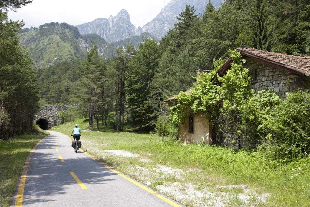 Entdecken Sie den Alpe-Adria-Radweg mit komoot