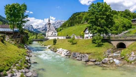 Die Bayerischen Alpen Ein Reiseführer für Ferienwohnungen